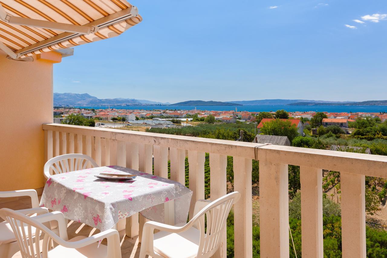 Villa Rosa Kastela Exterior photo