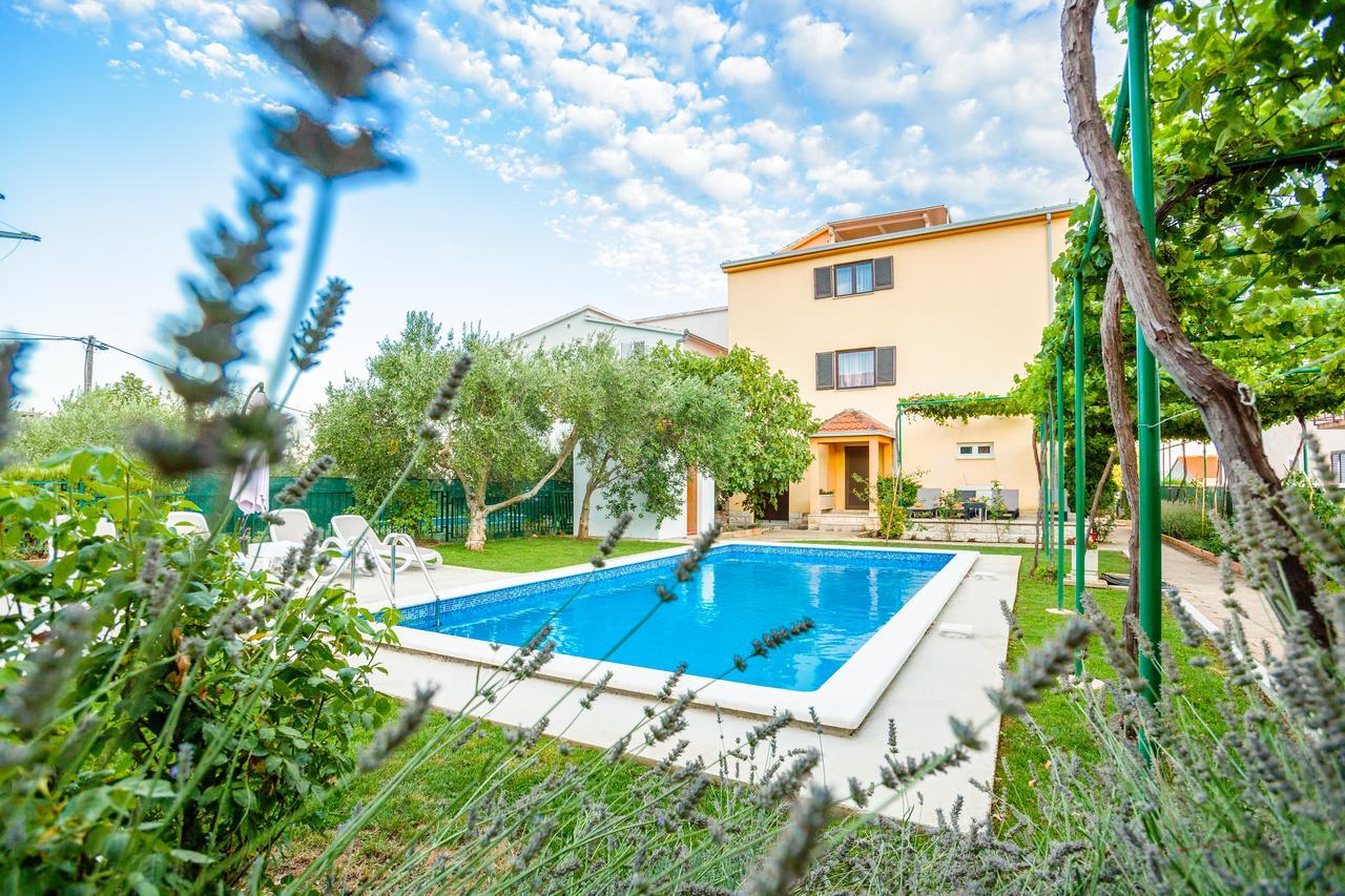 Villa Rosa Kastela Exterior photo