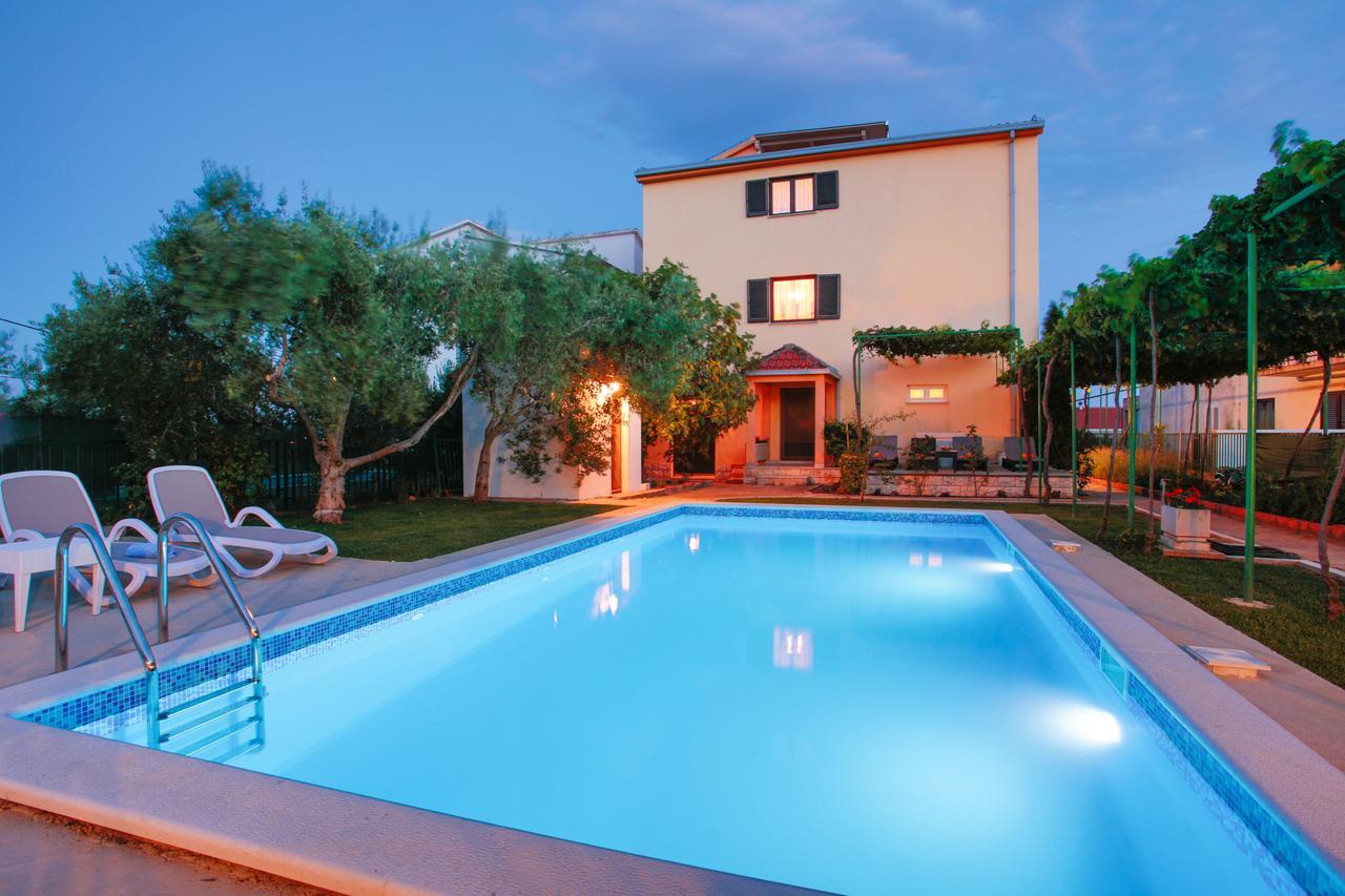 Villa Rosa Kastela Exterior photo